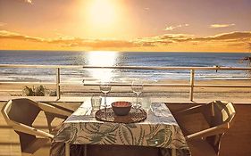 Apartamento En La Playa Con Garaje
